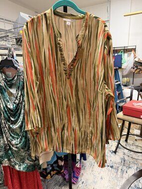 JM Collection Size 24W Striped Long Sleeve Blouse with Button Detail